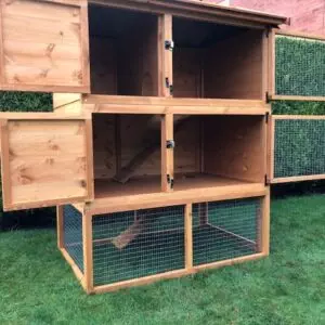 4ft Large Double Hutch on 4ft Run